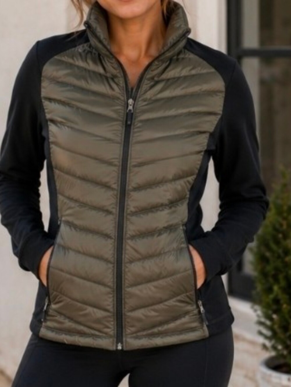 32 Degrees Women’s Medium Olive Black Hybrid Puffer Jacket Full Zip